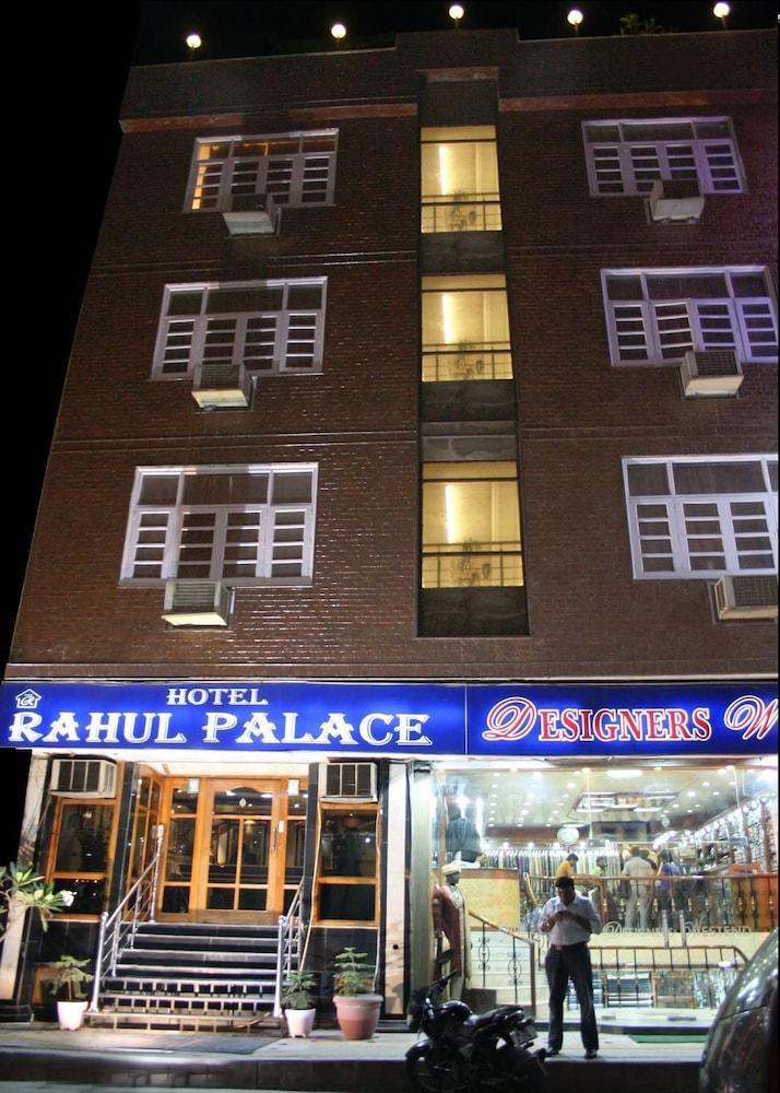 Hotel Rahul Palace Нью-Делі Екстер'єр фото