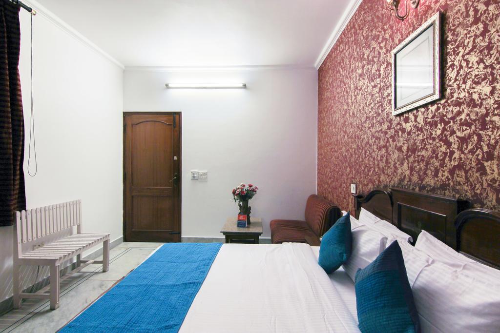 Hotel Rahul Palace Нью-Делі Екстер'єр фото
