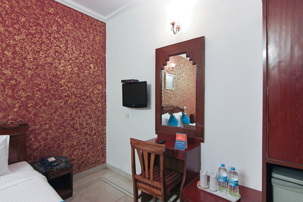 Hotel Rahul Palace Нью-Делі Екстер'єр фото