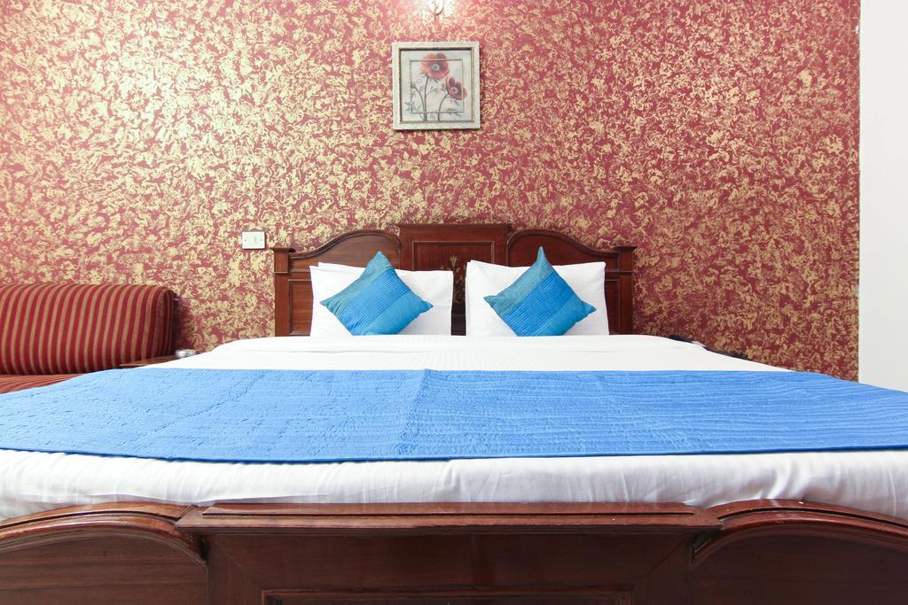 Hotel Rahul Palace Нью-Делі Номер фото