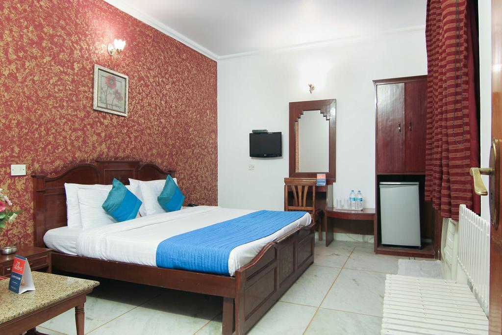 Hotel Rahul Palace Нью-Делі Номер фото